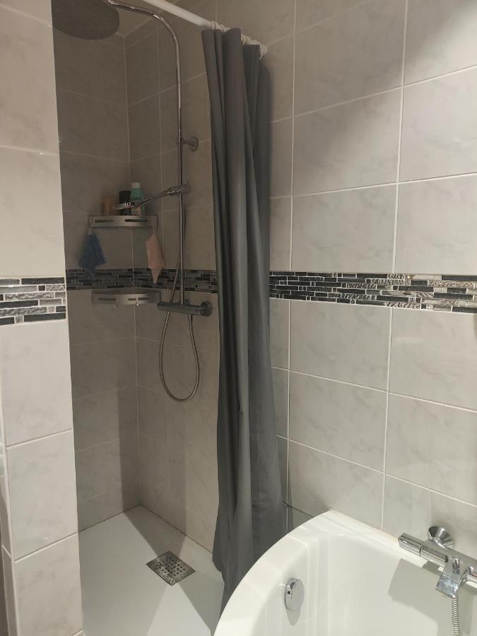 Très grand appartement de 76m2 à Strasburgo Esterno foto